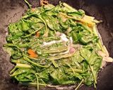 Foto langkah ke 3 dari resep Kangkung Saos Tiram.