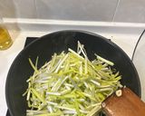 韭菜黃炒牛肉的食譜步驟4照片