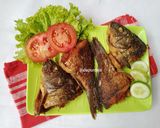 Foto langkah ke 3 dari resep Ikan Mas Goreng.