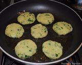 A picture of step 6 of Potato cakes.