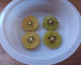 Foto del paso 3 de la receta: 305. Postre de yogur y kiwi