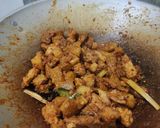 Foto langkah ke 5 dari resep Sambal Goreng Kentang Tahu.