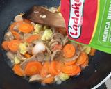 Foto langkah ke 3 dari resep Capcay kuah lezat.