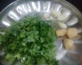 A picture of step 2 of Dahi Phulki.