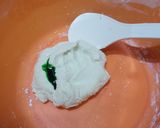 Foto langkah ke 2 dari resep Klepon strawberry pandan.