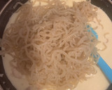 Foto del paso 4 de la receta: Espaguetis konjac con crema de queso azul y gambas