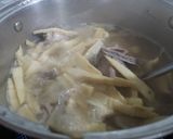 Hình bước làm 2 của món Măng sặt nấu canh xương heo