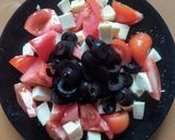 Foto del paso 1 de la receta Ensalada de tomate y queso fresco