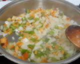 Foto del paso 2 de la receta: Pollo en salsa