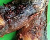 Foto langkah ke 2 dari resep Lele Goreng Bumbu Kuning.