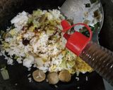 Foto langkah ke 4 dari resep Nasi Goreng Bakar.