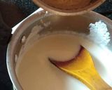 A picture of step 5 of Grapes Thandai.