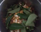 A picture of step 2 of Crispy Kalmi vadas.