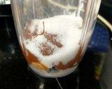 A picture of step 1 of Banana And Nutella Milkshake.