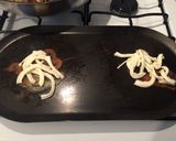 Foto del paso 4 de la receta: Tacos de alambre de res con queso Oaxaca