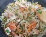 Foto del paso 2 de la receta: Tallarines  con espirulina a la marinera