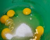 Foto langkah ke 2 dari resep Bolu Tape 5 Telur.