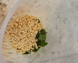 Foto del paso 3 de la receta: Tagliatelli al pesto rojo
