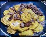 Foto del passaggio 8 della ricetta Ravioli Ripieni di Zucca e Funghi