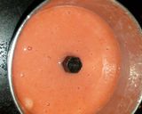 A picture of step 1 of Strawberry soup.