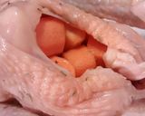 Sóban sült, zöldséggel töltött csirke🐔🥕🌱 recept fázis 4 fotója