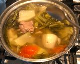 Hình bước làm 3 của món Canh bún sườn cải chua