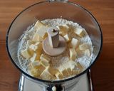 Foto del passaggio 1 della ricetta Crostata a strati con confettura di pesche