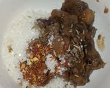 A picture of step 5 of Khatti meethi kurkury ki chaat.