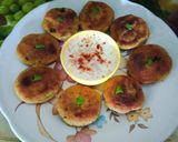 A picture of step 4 of Tasty crispy left over rice tikki.