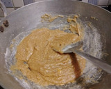 *நட்ஸ், ஆட்டா அல்வா*(nuts and atta halwa recipe in tamil) ரெசிபி ஸ்டேப் 5 புகைப்படம்