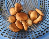 Hình bước làm 1 của món Phở khô trộn nấm đông cô (món chay)