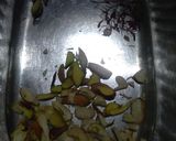 A picture of step 4 of Punjabi Saffron Lassi.