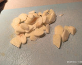 Foto del paso 1 de la receta: Espaguetis con gambas al ajillo