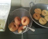 Foto langkah ke 7 dari resep Donat Kentang.