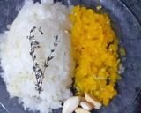 Foto del paso 2 de la receta Muslos de pollo en salsa de limón, ajos y perejil