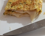 Foto del paso 2 de la receta: Omelette de queso (tortilla francesa con queso)