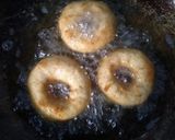 Foto langkah ke 4 dari resep Mochi Donuts Pisang.