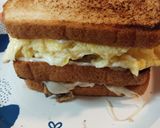 A picture of step 5 of Leftover Roasted Pork and Scrambled Sandwich Remembrance..