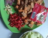 Foto langkah ke 1 dari resep Labu tumis oncom.