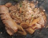 Foto langkah ke 3 dari resep Mie Goreng.