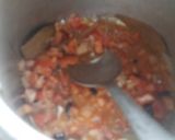 A picture of step 4 of Butter Chicken masala.