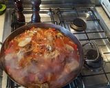 Foto del paso 3 de la receta: Pollo a la cazadora en paellera (a mi gusto)