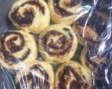 Foto langkah ke 9 dari resep No Knead Cinnamon Rolls with Cream Cheese Glaze.