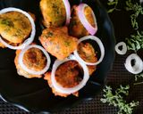 A picture of step 3 of Methi Pakoda.