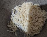 Foto langkah ke 1 dari resep Sosis Gulung Mie.