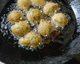 A picture of step 3 of Methi pyaaz muthiya.