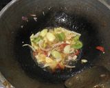 Foto langkah ke 3 dari resep Udang asam manis.
