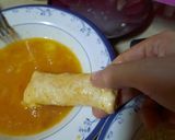 A picture of step 5 of Pizza bread roll.