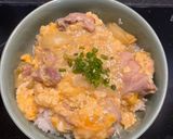 A picture of step 7 of 親子丼 (Oyakodon).