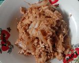 รูปขั้นตอนการทำที่ 7 ของ ผัดอกไก่ใส่ไข่